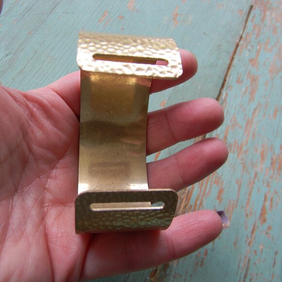 BOHO Chunky Wide Hammered Gold Tone Cuff Bangle Bracelet ONE SIZE FITS MOST - Picture 4 of 7